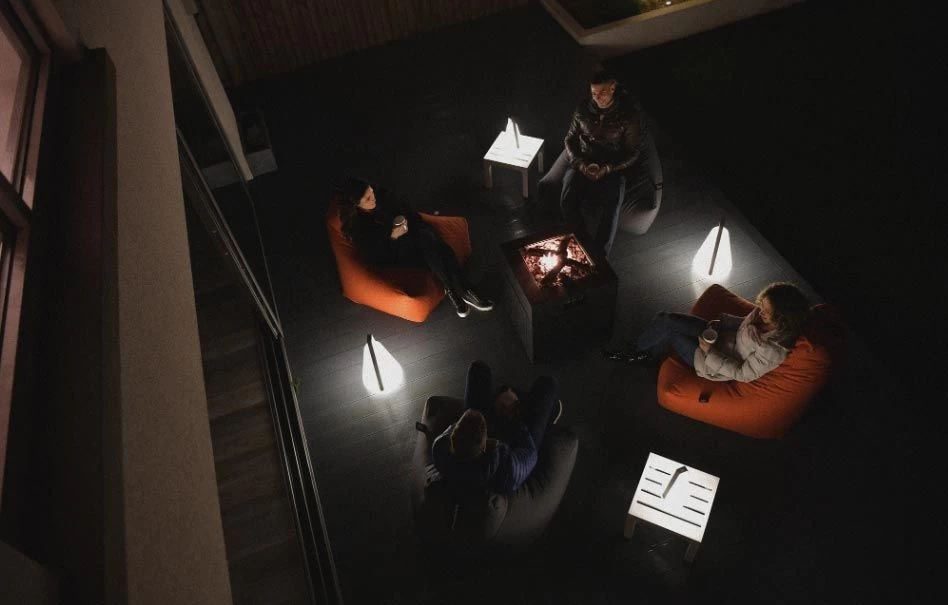 Extreme Lounging B Bulb + Outdoor Light 4 Extreme Lounging B Bulb + Outdoor Light - Image 4