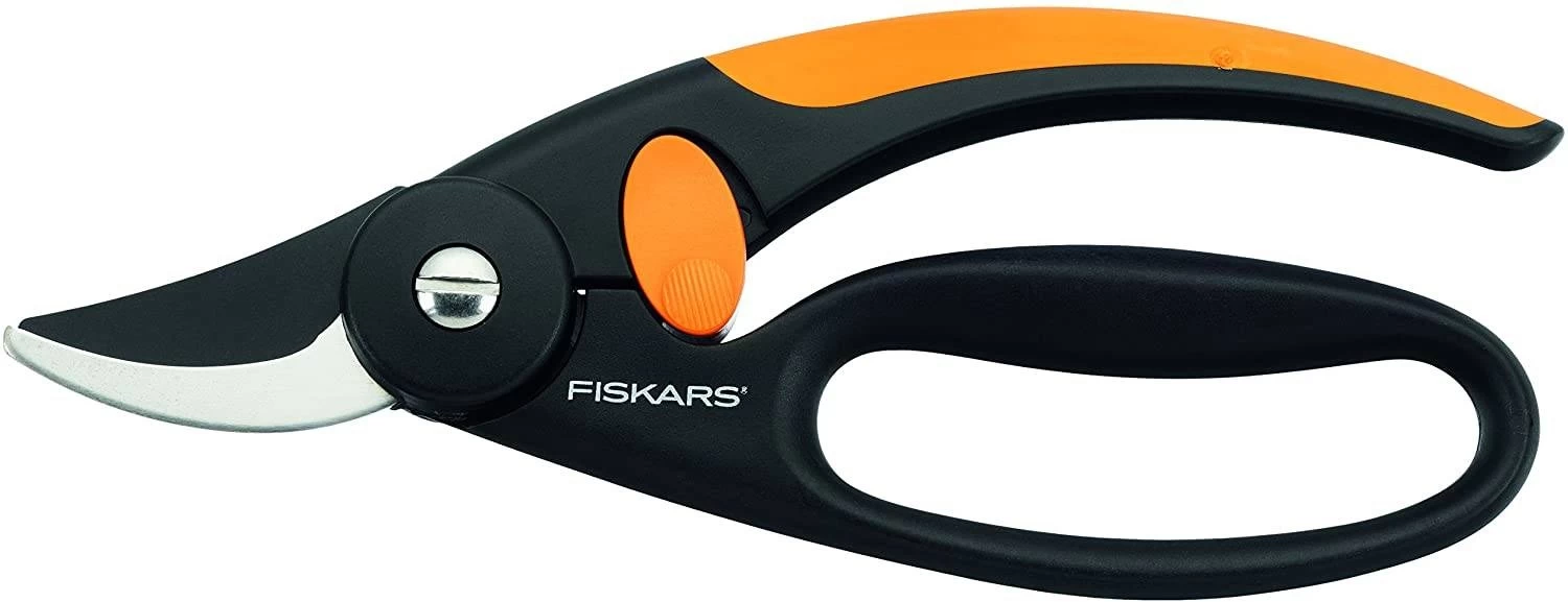 Fiskars Fingerloop Pruner Bypass P44 1 Fiskars Fingerloop Pruner Bypass P44