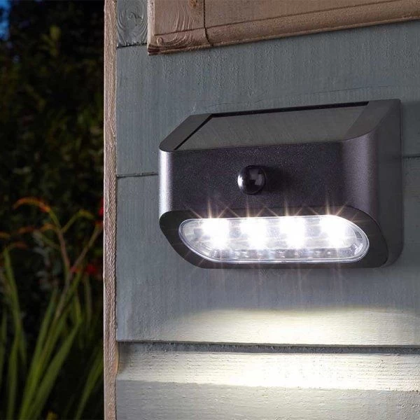 Smart Solar Premier Wall, Fence & Post Light 4 Pack 2 Smart Solar Premier Wall, Fence & Post Light 4 Pack - Image 2