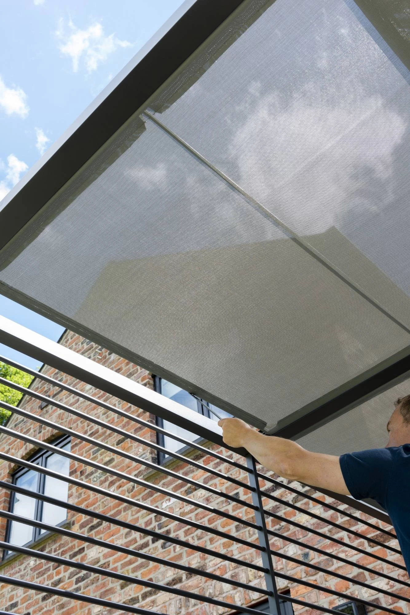 Drayton 2.8m X 2.8m Sliding Roof Gazebo 3 Drayton 2.8m X 2.8m Sliding Roof Gazebo - Image 3