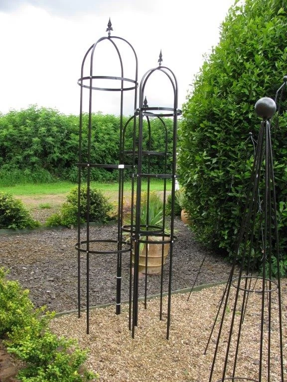 Poppy Forge Traditional Obelisk 2 Poppy Forge Traditional Obelisk - Image 2