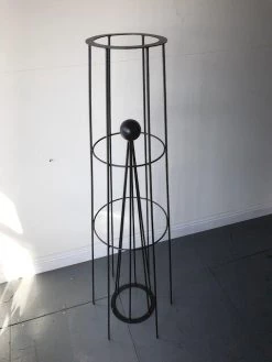 Poppy Forge Hampton Obelisk (Split)